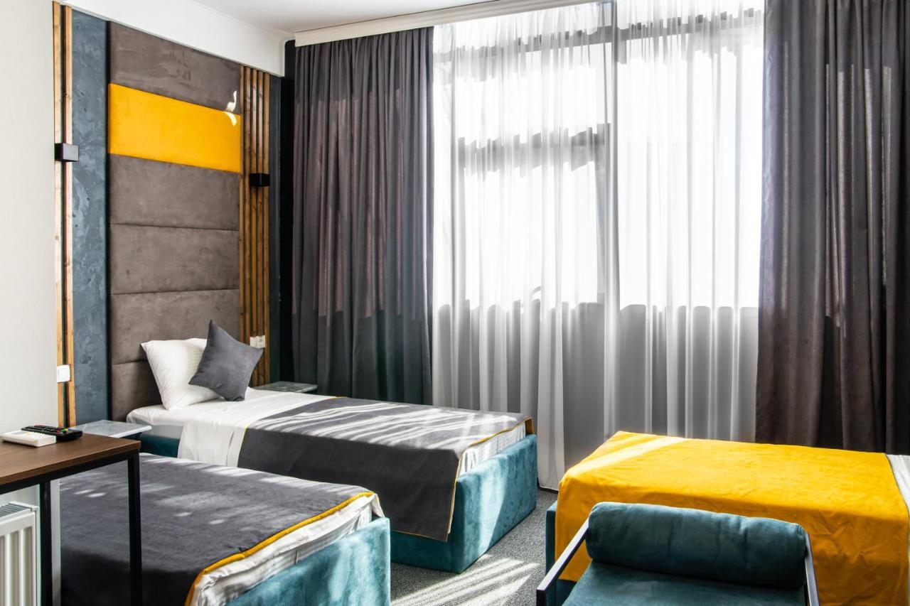 Bg Palace Hotel Tbilisi Eksteriør billede
